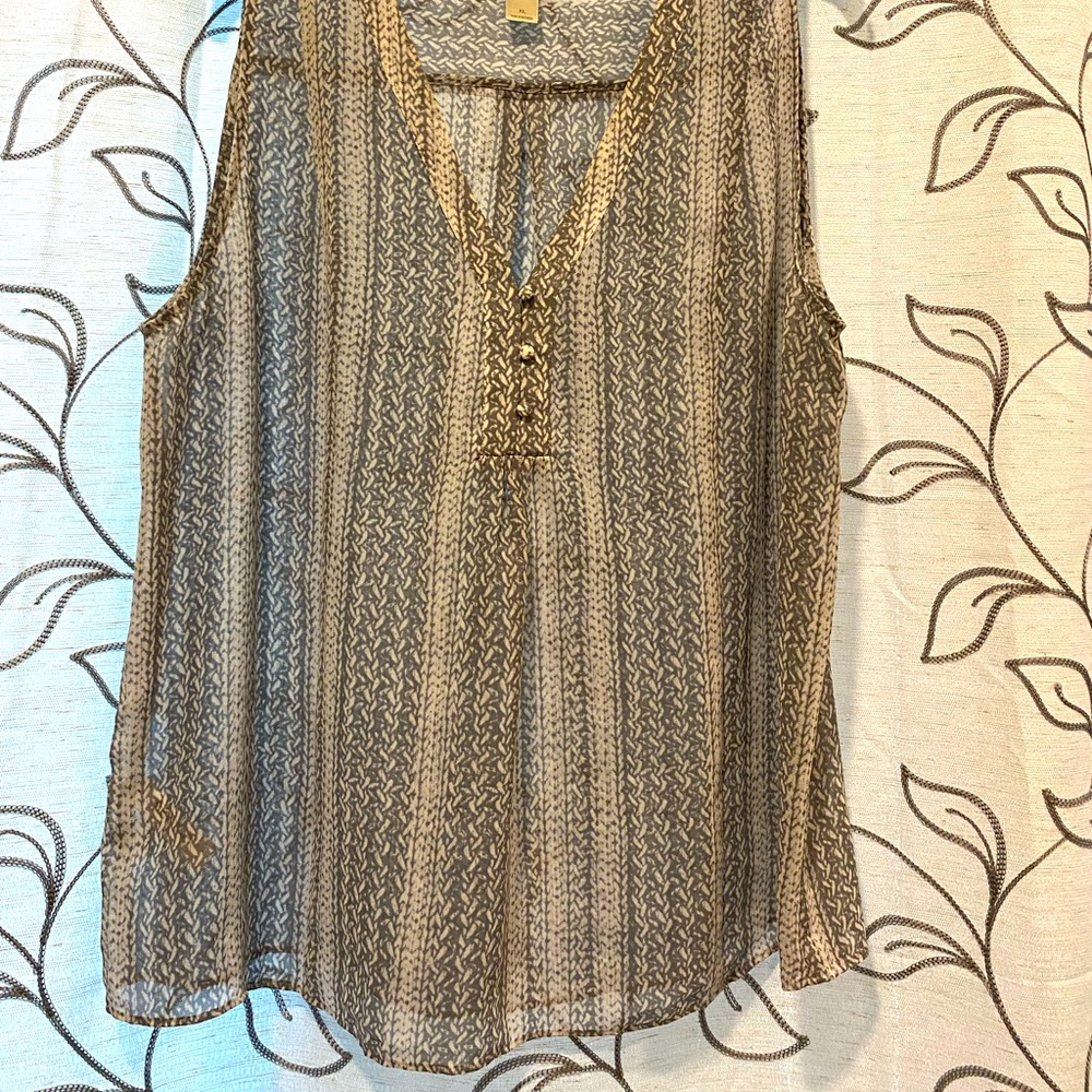 Sheer dress sleeveless blouse